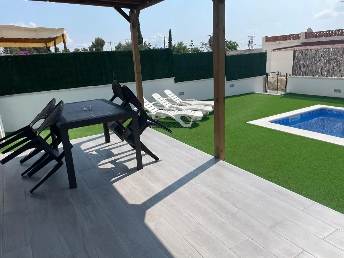 Сasa de vacaciones Chalet-Home Familiar 